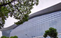 清华大学校领导深入调研校园发展新形势